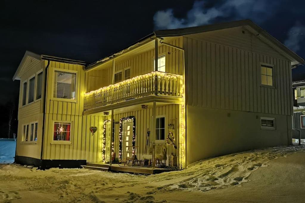 Marta'S Home-Cozy Appartment Near The Airport Andselv Exteriör bild